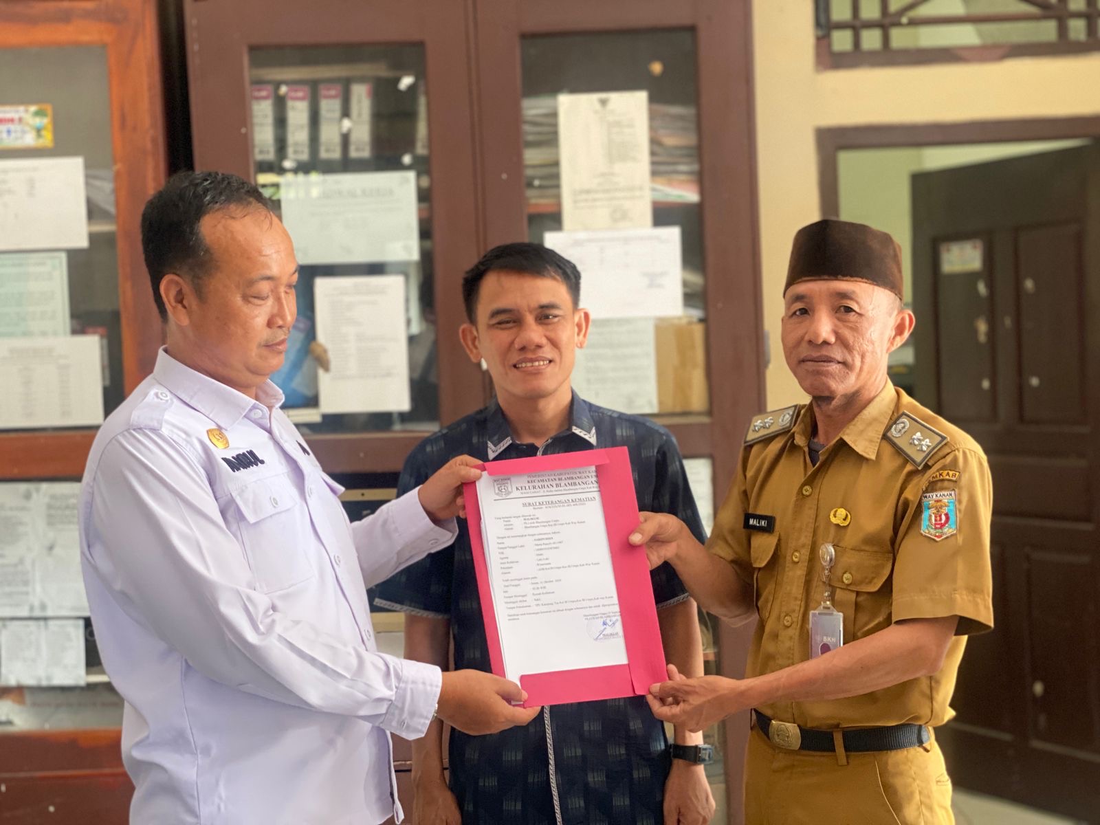 Foto beraama lurah blmbangan umpu